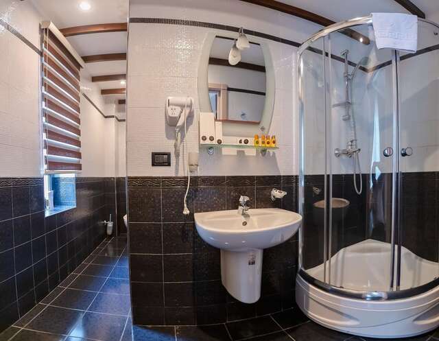 Отель Deniz Inn Boutique Hotel Баку-12